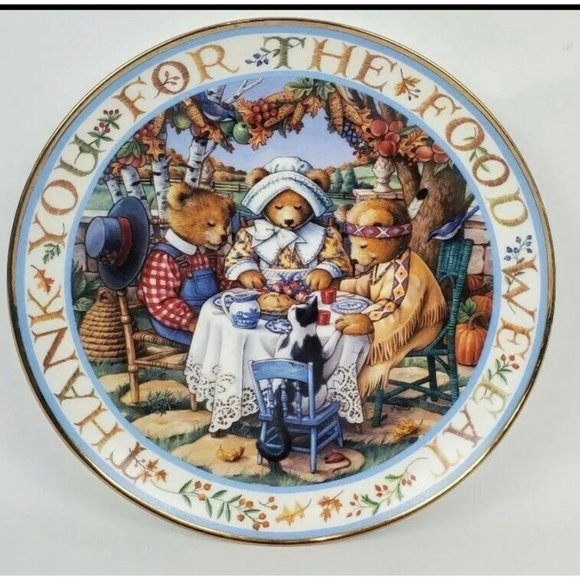 Royal Doulton Fine Bone China Teddy Bear Plate “Thank you for Food We Eat” - Picture 1 of 5